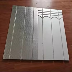 Système de chauffage par le sol à sec, <span class=keywords><strong>XPS</strong></span> avec <span class=keywords><strong>plaque</strong></span> en aluminium, panneaux de chauffage au sol de haute qualité, panneaux d'isolation intérieurs, panneaux <span class=keywords><strong>XPS</strong></span> - Product Image 3