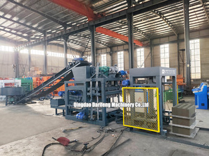Machine à briques de pavé QT4-25, machine automatique de fabrication de blocs creux avec <span class=keywords><strong>plateforme</strong></span> <span class=keywords><strong>vibrante</strong></span> - Product Image 2