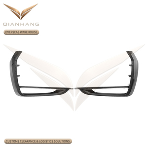 Ailerons latéraux de pare-chocs avant en fibre de carbone style J, cadre de feux antibrouillard pour RSQ8 2021-2023 - Product Image 1