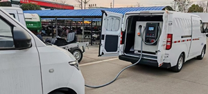 Station d'alimentation mobile hors réseau pour secours d'urgence 418 kWh 240 kW Batterie LiFePO4 1 kWh Chargeur EV portable pour service de secours routier - Product Image 5