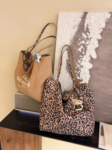 2026 New Arrival Women's Leopard Print <b>Canvas</b> <b>Bag</b> <b>Large</b> Capacity Trendy Handbag Casual Versatile Shoulder <b>Bag</b> - Product Image 2