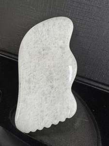 Cuarzo cristalino blanco Drenaje linfático transparente gua sha herramienta facial Masajeador facial Jade gua sha para masaje de salud facial - Product Image 3
