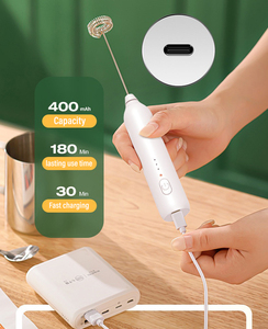 충전식 핸드헬드 거품기 전기 우유 거품기 2개의 믹서 포함 맞춤형 로고 - Product Image 6