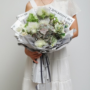 Papel de Regalo Impermeable para Flores ZhaoCheng English Newspaper (PU <span class=keywords><strong>Lada</strong></span>) 56x56cm, Diseño Floral a la Moda - Product Image 3