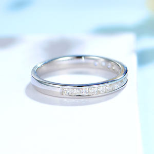 Anillo de oro rosa de 10K Kuololit HK 585 personalizado para mujer con diamante de laboratorio y moissanita, anillo de eternidad a juego. - Product Image 4