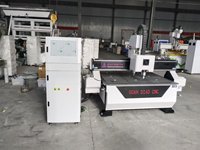 Machine de découpe CNC multifonctionnelle 1325 1625 pour cuir et carton avec couteau vibrant et caméra CCD 3 en 1