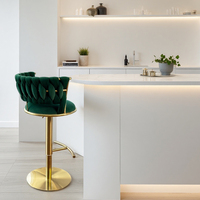 Tabouret de bar à dossier tissé à la main, siège rembourré, base noire, chaise de comptoir pivotante avec repose-pieds pour bar à domicile