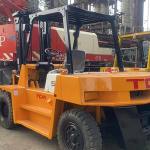 Montacargas TCM Vigoshop de 5 Toneladas en Buen Estado de Funcionamiento, Modelo FD50, Fabricado en Japón, Usado, con Motor Diésel, Mástil de Una/Tres Etapas - Product Image 1