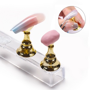 Support adhésif multifonctionnel réutilisable pour capsules de vernis à ongles, super collant, avec poignée en plastique, pour manucure et beauté - Product Image 3
