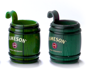 2023 vendita calda marketing creativo tipo barile whisky tipo gancio bicchiere da vino in plastica - Product Image 4