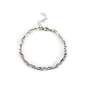 Bracelet à breloques inspiré de la mode <span class=keywords><strong>The</strong></span> <span class=keywords><strong>Vampire</strong></span> <span class=keywords><strong>Diaries</strong></span> Stefan Damon Katherine Caroline Bracelet en diamant plaqué argent - Product Image 2