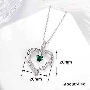 Collana con ciondolo a forma di cuore vintage per donna, regalo per la mamma, catena per clavicola, gioielli alla moda - Product Image 5