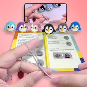 Kit de Ganchillo <span class=keywords><strong>Amigurumi</strong></span> Todo en Uno para Principiantes: Set para Hacer Pingüinos con Herramientas Completas y Video Tutorial - Excelente Idea de Regalo - Product Image 4