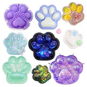 ลูกบอลบีบลดความเครียดรูปอุ้งเท้าแมว ดีไซน์ใหม่ เนื้อนุ่มพิเศษ น่ารักแบบโมจิ ของเล่นบำบัดความเครียด วัสดุซิลิโคน - Product Image 6