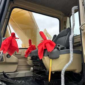 รถขุดตีนตะขาบ Caterpillar 320BL มือสอง สภาพดี ใช้งานน้อย ทนทาน กำลังสูง พร้อมใช้งานสำหรับงานก่อสร้าง - Product Image 6