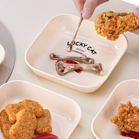 Mignons plats et assiettes en os en plastique simples pour un usage domestique collations sèches et petite table de dessus de fruits de bureau pour le camping