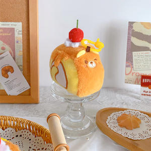 Peluche porte-clés en forme de gâteau à la crème Sweet Bear, jouet alimentaire doux et écologique, cadeau d'anniversaire 3D pour la décoration quotidienne, vente en gros - Product Image 4