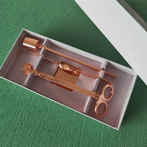 <span class=keywords><strong>Kit</strong></span> d'outils pour bougies 4-en-1 en acier inoxydable à col long, couleur or rose, avec coupe-mèche, plateau, pince et éteignoir - Product Image 2