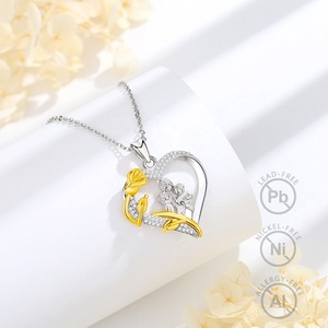 สร้อยคอจี้รูปหัวใจสำหรับ<span class=keywords><strong>แม่</strong></span>และเด็กลายดอกไม้ชุบทอง18K สำหรับเป็นของขวัญวัน<span class=keywords><strong>แม่</strong></span>925 - Product Image 3