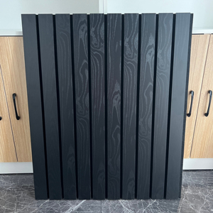 <span class=keywords><strong>Pannelli</strong></span> acustici a doghe di legno larghi 50mm Akupanel neri <span class=keywords><strong>3</strong></span> lati in PVC impiallacciatura <span class=keywords><strong>MDF</strong></span> <span class=keywords><strong>pannelli</strong></span> acustici a doghe per parete o soffitto - Product Image 1