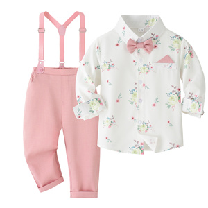 Catpapa Vente en gros Ensemble <span class=keywords><strong>3</strong></span> pièces pour garçons : Chemise à imprimé floral, <span class=keywords><strong>pantalon</strong></span> à bretelles rose et nœud papillon – Tenue de cérémonie pour garçon d'honneur - Product Image 1