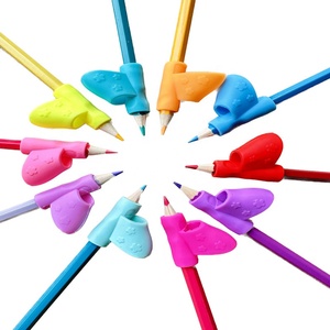 Juego de 6 soportes para lápices para niños, corrección de postura, agarre de silicona no tóxico para corregir las costumbres de escritura - Product Image 4