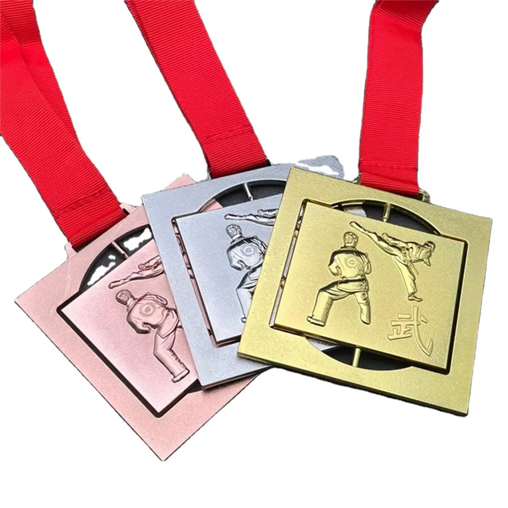 Grosir Pabrik Tiongkok medali logam campuran seng taekwondo dengan olahraga