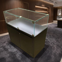Vitrine de luxe pour montres avec éclairage LED intelligent, comptoir en verre haut de gamme pour boutique de détail haut de gamme