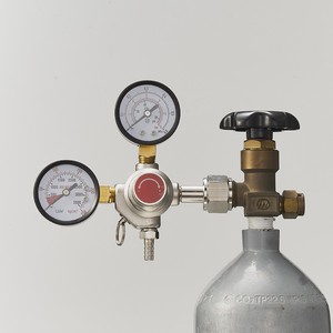 คาร์โลฟอร์ด KLF05 01A วาล์วลดแรงดัน Co2 สำหรับเครื่องจ่ายเบียร์ - Product Image 1