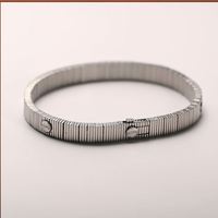 Bracelet en acier à sangle élastique avec moteur à vis Love Screw
