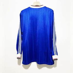 Camisas de Futebol Retrô Personalizadas Estampadas 82-83 Premier League Manga Longa Seleções Nacionais Uniformes 100% Poliéster - Product Image 3