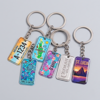 Porte-clés personnalisé en forme de plaque d'immatriculation, mini plaque en aluminium, souvenir, cadeau de voyage personnalisé