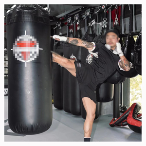 <span class=keywords><strong>Sac</strong></span> <span class=keywords><strong>de</strong></span> <span class=keywords><strong>frappe</strong></span> lourd Pro pour entraînement Kickboxer <span class=keywords><strong>Combo</strong></span> cuir et PVC/PU avec chaîne pour entraînement <span class=keywords><strong>de</strong></span> boxe - Product Image 1