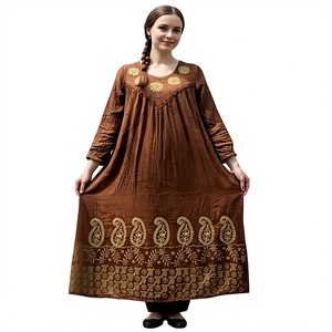 Nouvelle Robe Longue Bohème Vintage Florale en Satin de Rayonne Naturelle Brodé, Élégante et Respirante pour Femme – Vente en Gros - Product Image 1