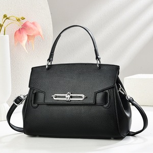 Sac à bandoulière léger haut de gamme pour femme en cuir véritable grande capacité - Product Image 3
