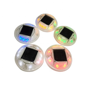 Energía solar LED <span class=keywords><strong>de</strong></span> alta calidad, gran oferta, <span class=keywords><strong>Ojo</strong></span> <span class=keywords><strong>de</strong></span> <span class=keywords><strong>Gato</strong></span>, tuerca <span class=keywords><strong>de</strong></span> carretera <span class=keywords><strong>para</strong></span> carretera - Product Image 5