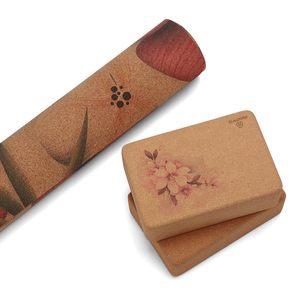 Ensemble complet de yoga en caoutchouc naturel avec tapis de taille personnalisée, blocs, sangle, marqueurs d'alignement en liège pour la pratique du yoga chaud - Product Image 5
