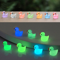 Vente en gros d'usine : Mini-canards lumineux en résine, figurines d'animaux minuscules, petits canards miniatures en plastique qui brillent dans le noir