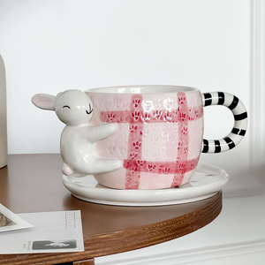 Vente en gros de tasses à café en céramique 3D Koala, tasse à café et soucoupe mignonnes en forme de lapin, ensemble de tasses à thé personnalisées - Product Image 4