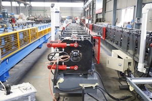 Nước mưa màu thép <span class=keywords><strong>downpipe</strong></span> vòi cuộn hình thành máy downspout khuỷu tay máy để bán - Product Image 2