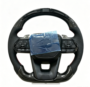 Volant de voiture en cuir sport noir avec boutons LED de style GR en fibre de carbone pour <span class=keywords><strong>Toyota</strong></span> Land Cruiser Lc200 Lc76 Lc79 Lc7O Prado Lc300 - Product Image 1