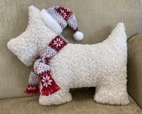 Nouvel arrivage Offre Spéciale joyeux noël chapeau écharpe décoration fourrure duveteuse attrayant oreiller de luxe en forme de chien coussin
