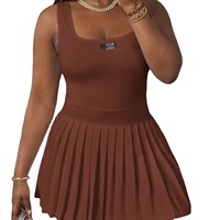 OEM Couleur Personnalisée Été Décontracté Simple Basique Col en U Sport Robe Gilet Marron Jupe Plissée avec Tissu Tricoté Mini Robe pour Femmes