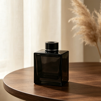 Bouteille diffuseur de parfum en verre noir carré de 50/100/150/200 ml avec bouchon en bois, conteneur vide pour diffuseur d'arômes d'intérieur
