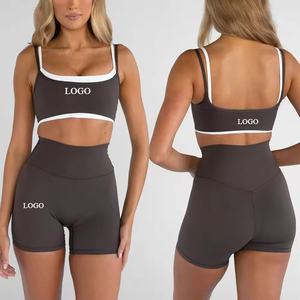 Conjunto Deportivo de Doble Capa con Contraste de Color Personalizado, Elástico en 4 Direcciones, Sujetador Deportivo para Correr, Pantalones Cortos de Yoga de Cintura Alta para Gimnasio - Product Image 1