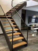 Escalier d'usine personnalisé pour intérieur, escalier de loft intégré en acier et bois, simple, à double poutre, avec marches en verre et en bois massif, pour villa