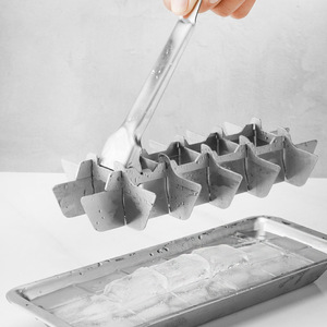 Bac à glaçons DIY de haute qualité à 18 compartiments en acier inoxydable 304 avec levier de dépose et poignée amovible - Product Image 2