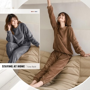 Velvet Women's <strong>Pyjama</strong> <strong>Set</strong> Comfortable Long Sleeve 2-Piece <strong>Fluffy</strong> Homewear Loungewear One Size Women's - Product Image 4