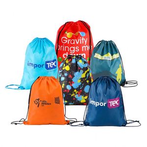 Sacs de sport promotionnels personnalisés Magic Design, sac à cordon en polyester recyclé imperméable avec logo - Product Image 3