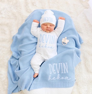 Kaiyue Set di pagliaccetto per bambini con Logo personalizzato a manica lunga ricamato autunno inverno in bianco cotone dormiente elegante di marca <span class=keywords><strong>vestiti</strong></span> per bambini - Product Image 4